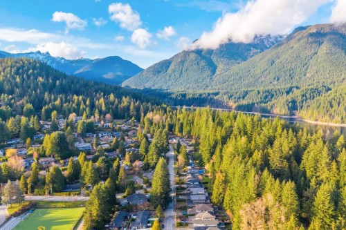 31 Glenmore Drive, West Vancouver, BC 