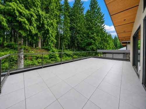 31 Glenmore Drive, West Vancouver, BC - Outdoor