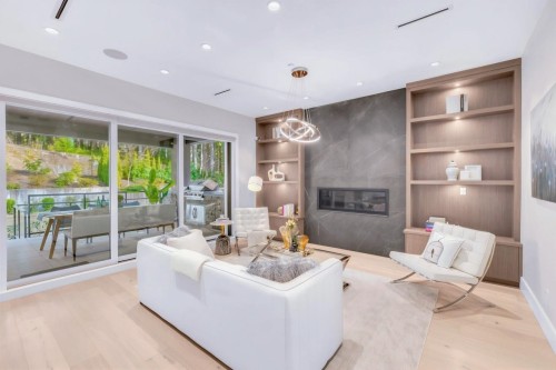 31 Glenmore Drive, West Vancouver, BC 