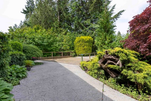 3180 Westmount Place, West Vancouver, BC 