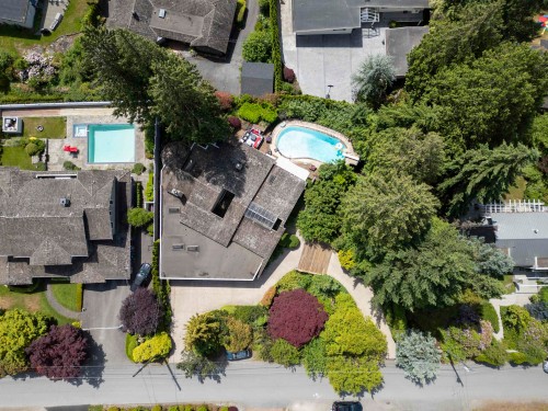 3180 Westmount Place, West Vancouver, BC 