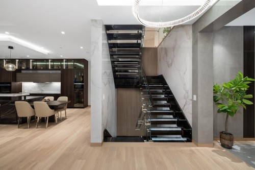 1405 28Th Street, West Vancouver, BC 