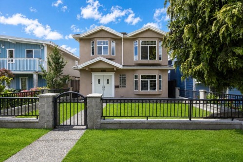 3281 Renfrew Street, Vancouver, BC 