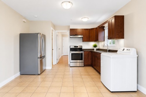 3281 Renfrew Street, Vancouver, BC 