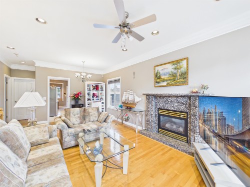 3281 Renfrew Street, Vancouver, BC 