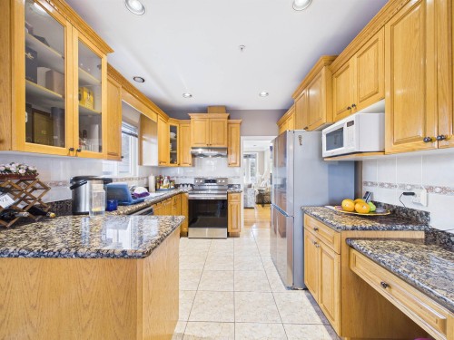 3281 Renfrew Street, Vancouver, BC 