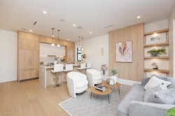 1-4828 Albert Street Burnaby, BC V5C 2H3