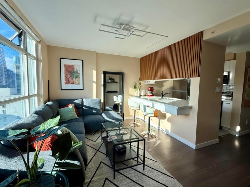1701-438 Seymour Street  Vancouver, BC V6B 6H4
