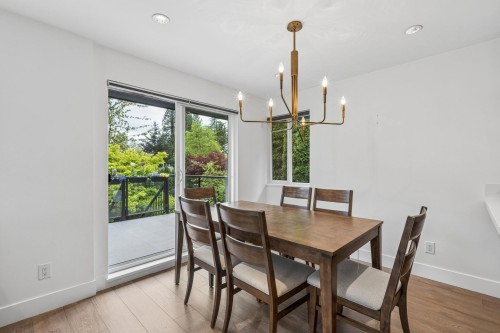 2999 Larson Road, North Vancouver, BC - Indoor Photo Showing Dining Room