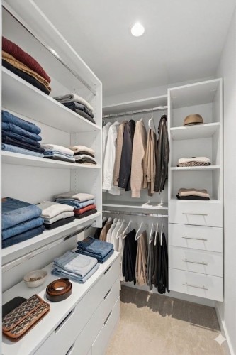 2999 Larson Road, North Vancouver, BC - Indoor With Storage