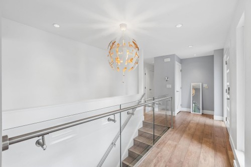 2999 Larson Road, North Vancouver, BC - Indoor Photo Showing Other Room