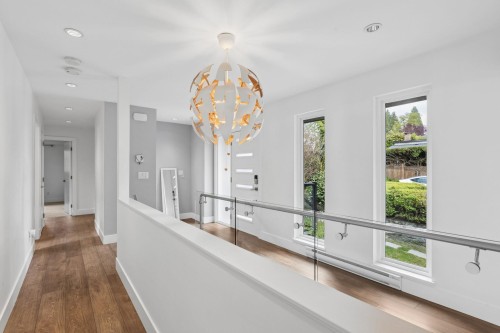2999 Larson Road, North Vancouver, BC - Indoor Photo Showing Other Room