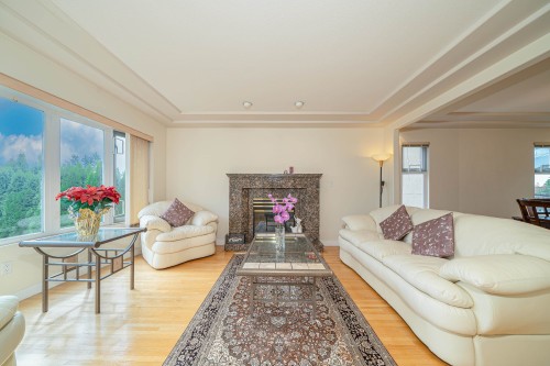 155 Ellesmere Avenue, Burnaby, BC 