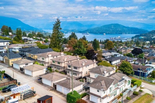 155 Ellesmere Avenue, Burnaby, BC 