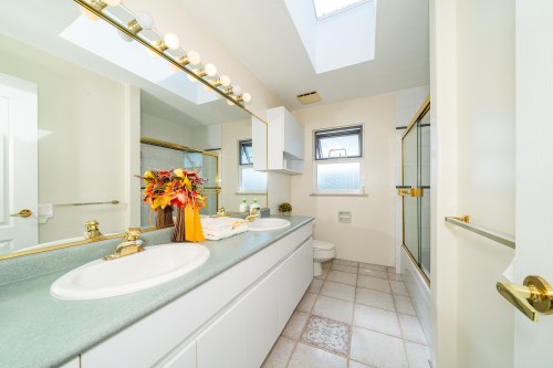 155 Ellesmere Avenue, Burnaby, BC 