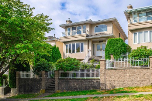 155 Ellesmere Avenue, Burnaby, BC 