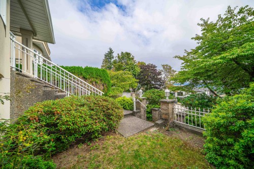 155 Ellesmere Avenue, Burnaby, BC 
