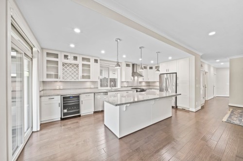 3731 Garry Street, Richmond, BC 