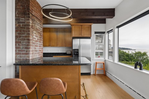 2651 Point Grey Road, Vancouver, BC 