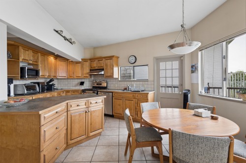 2651 Point Grey Road, Vancouver, BC 