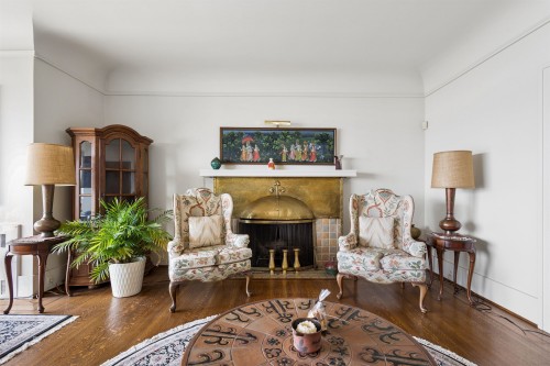 2651 Point Grey Road, Vancouver, BC 