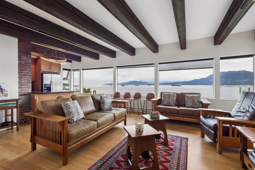 2651 Point Grey Road, Vancouver, BC 