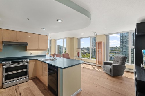 1207-1009 Expo Boulevard  Vancouver, BC V6Z 2V9