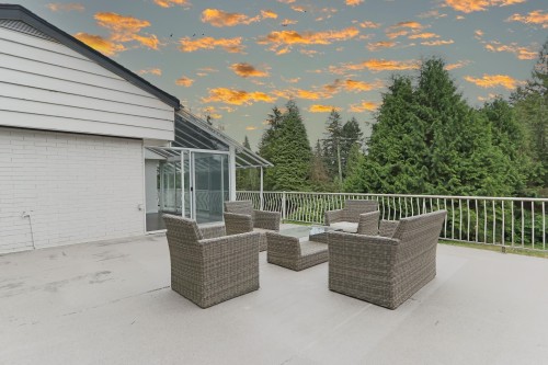660 Kenwood Road, West Vancouver, BC 