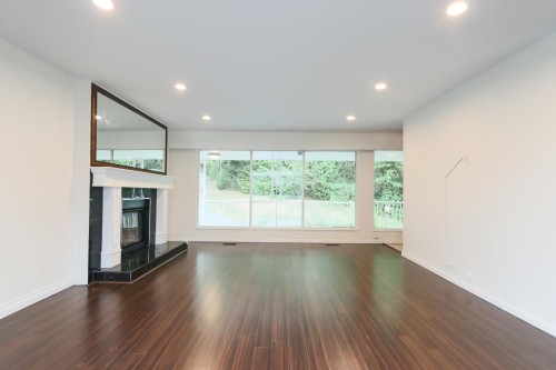 660 Kenwood Road, West Vancouver, BC 