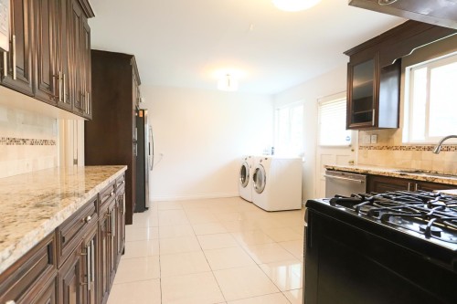 660 Kenwood Road, West Vancouver, BC 