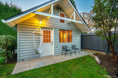 855 22Nd Avenue E, Vancouver, BC 