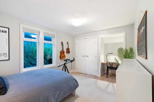 855 22Nd Avenue E, Vancouver, BC 