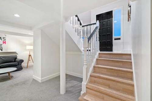 855 22Nd Avenue E, Vancouver, BC 