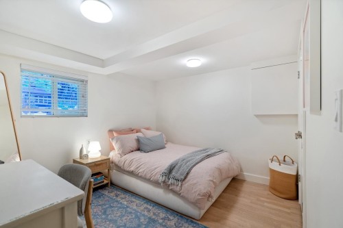 855 22Nd Avenue E, Vancouver, BC 