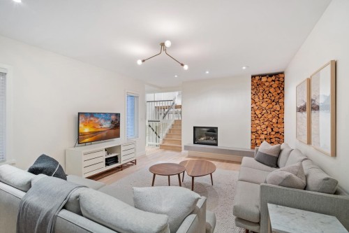 855 22Nd Avenue E, Vancouver, BC 