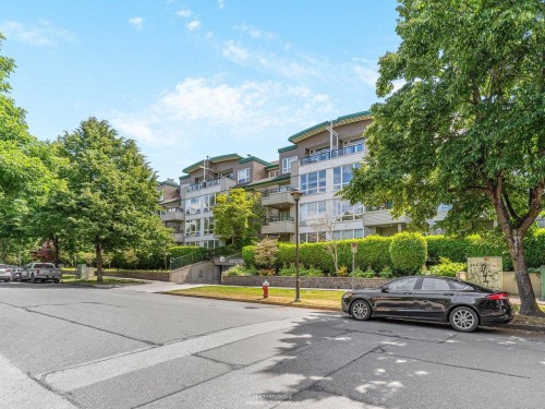 111-5800 Andrews Road  Richmond, BC V7E 6M2