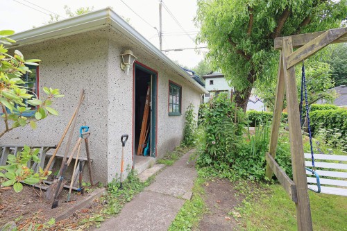 2546 Eton Street, Vancouver, BC 