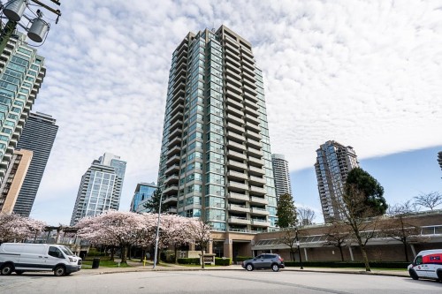 2504-4398 Buchanan Street  Burnaby, BC V5C 6R7