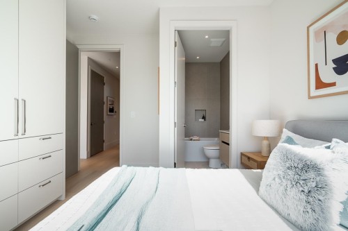 2-372 37Th Avenue E, Vancouver, BC 