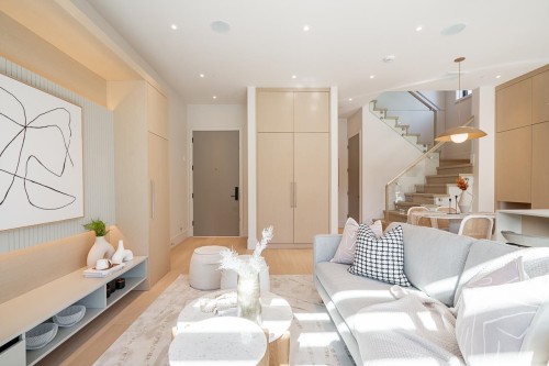 2-372 37Th Avenue E, Vancouver, BC 