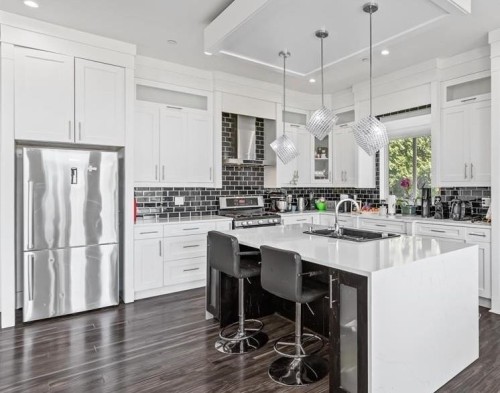 24531 Dewdney Trunk Road, Maple Ridge, BC 