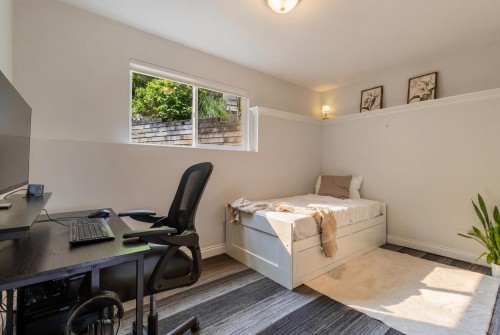 1438 Mcnair Drive, North Vancouver, BC 