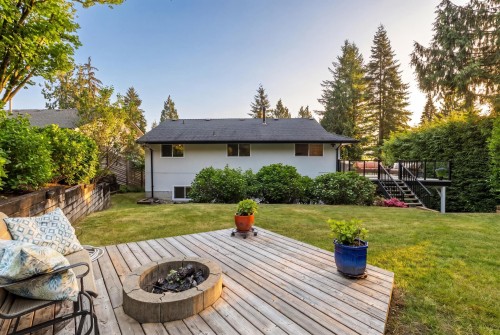 1438 Mcnair Drive, North Vancouver, BC 