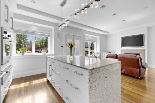 2922 41St Avenue W, Vancouver, BC 