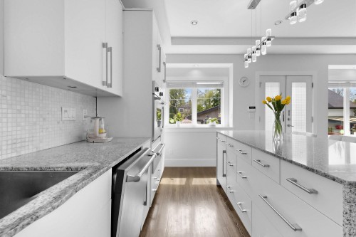2922 41St Avenue W, Vancouver, BC 