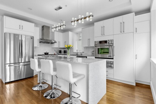 2922 41St Avenue W, Vancouver, BC 