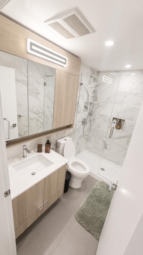 2301-901 Lougheed Highway, Coquitlam, BC 
