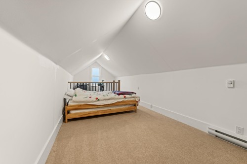 266 32Nd Avenue E, Vancouver, BC 