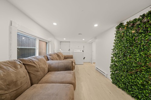 266 32Nd Avenue E, Vancouver, BC 