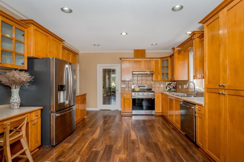 3933 Garry Street, Richmond, BC 
